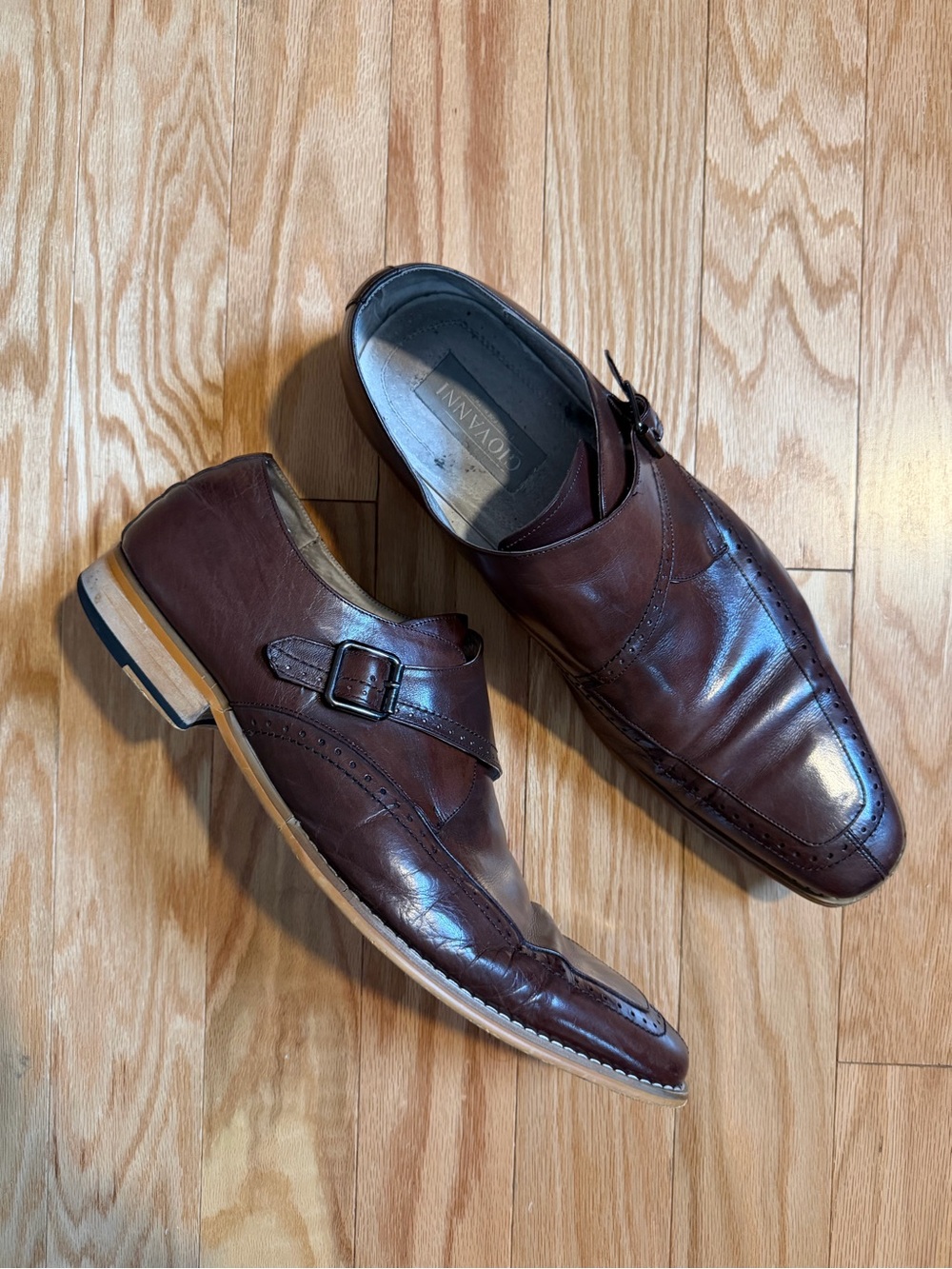 Giovanni Stock Amato Leather dress shoes